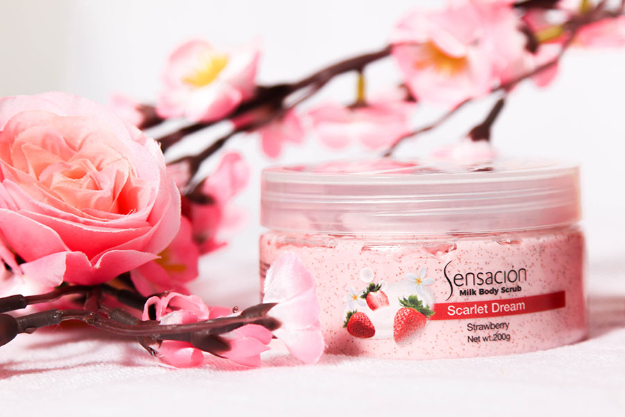 SENSACION BODY SCRUB WITH NATURAL APRICOT SEEDS 200 GR